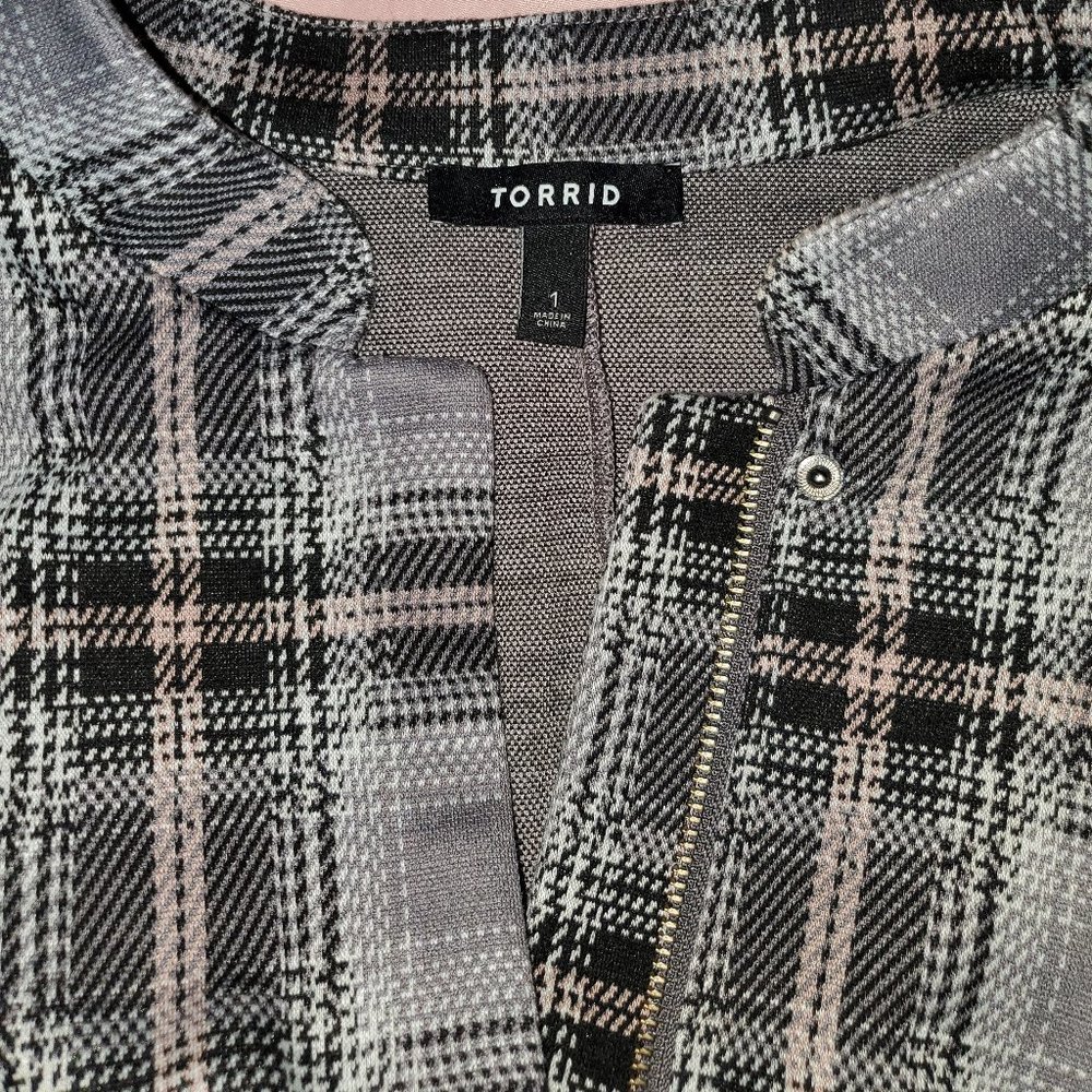 Jacket - Picture 2 of 4